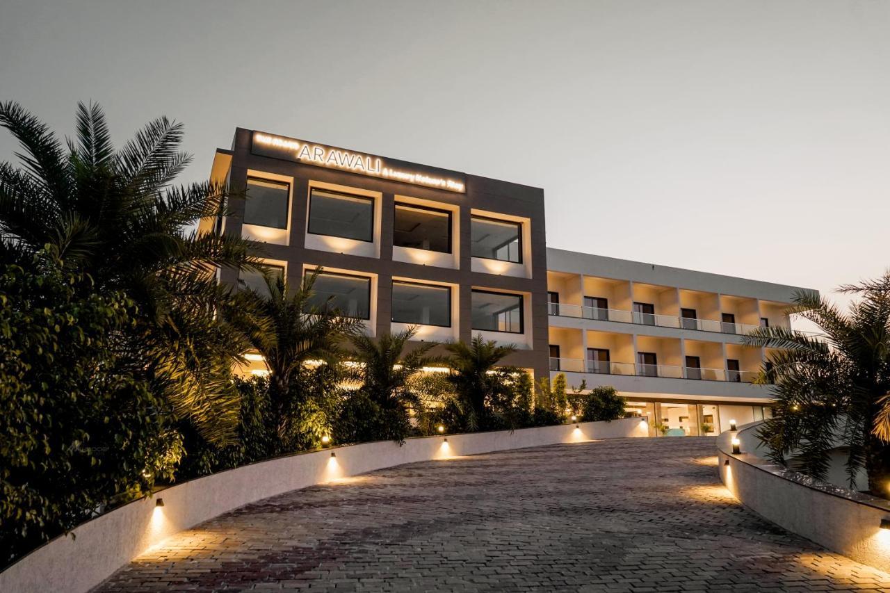 Pride Resort & Convention Center Ranakpur Near Ranakpur Dam Sādri Buitenkant foto